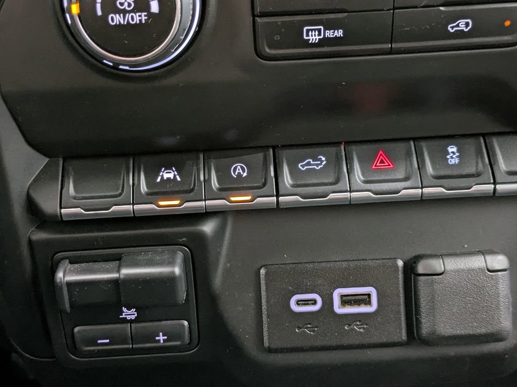 Used 2024 Chevrolet Silverado 1500 Custom AWD/4WD image 8