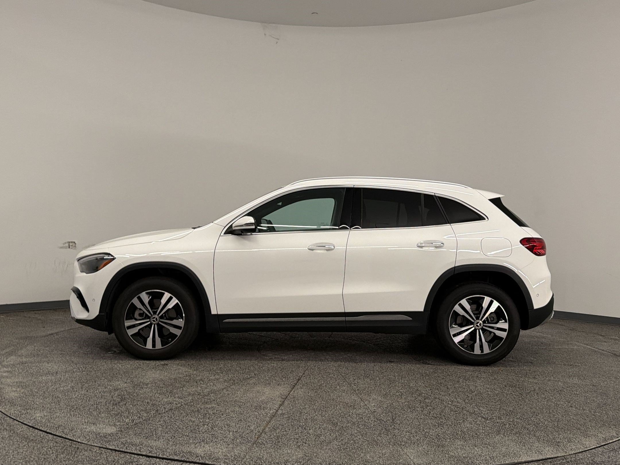 Certified 2026 Mercedes-Benz GLA 250 image 2