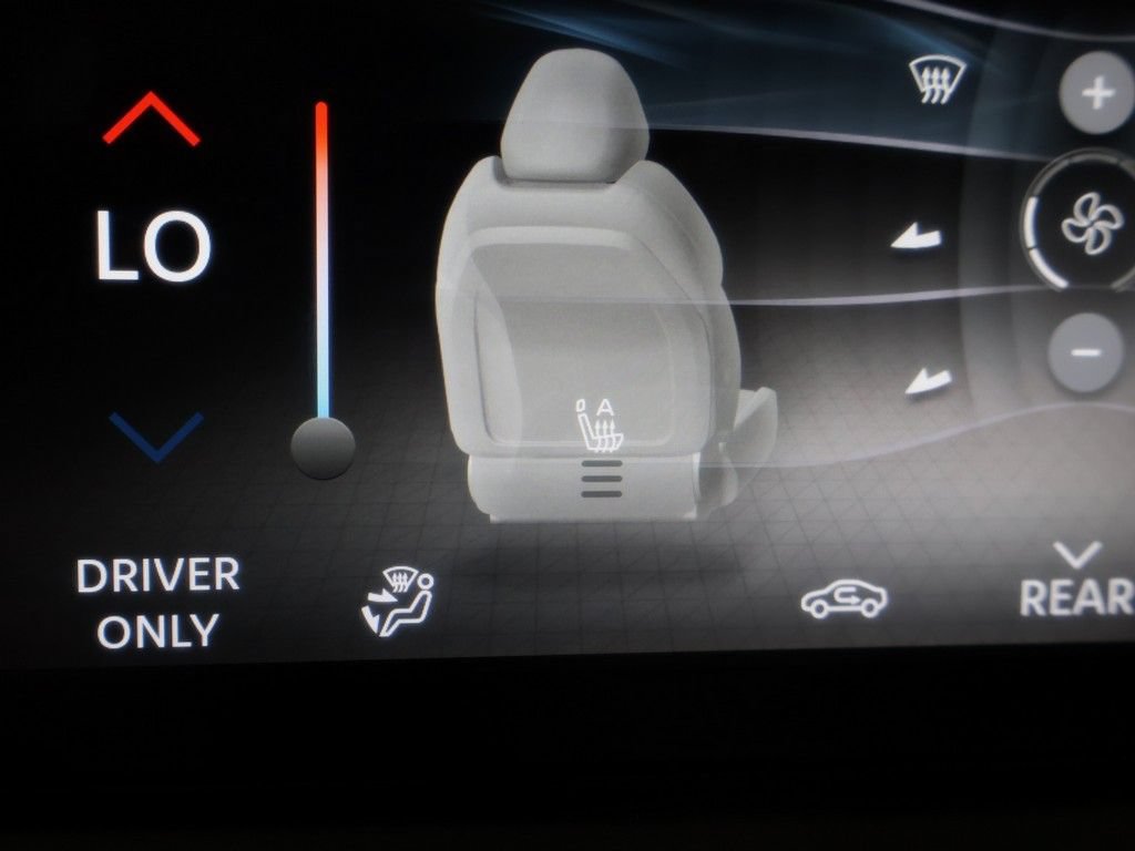 Used 2024 Nissan Ariya AWD image 55