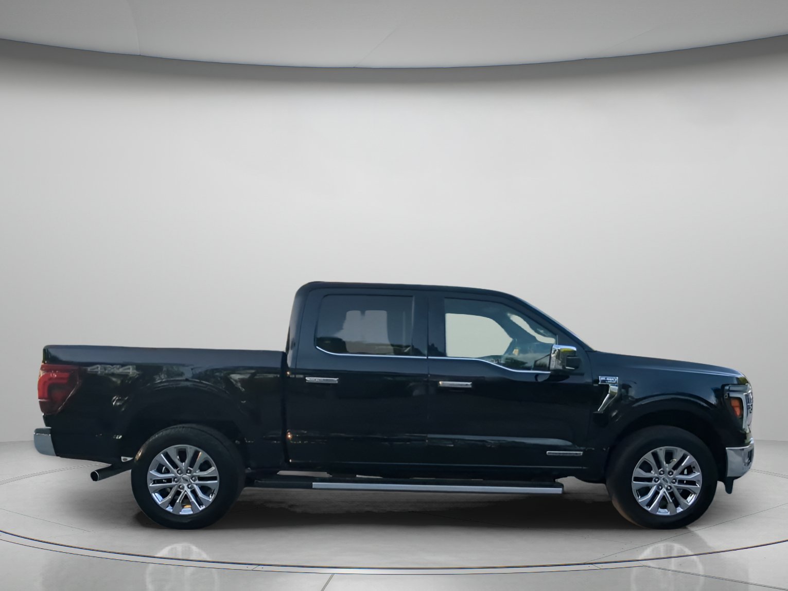 Certified 2024 Ford F150 Lariat w/ Equipment Group 502A High AWD/4WD image 31