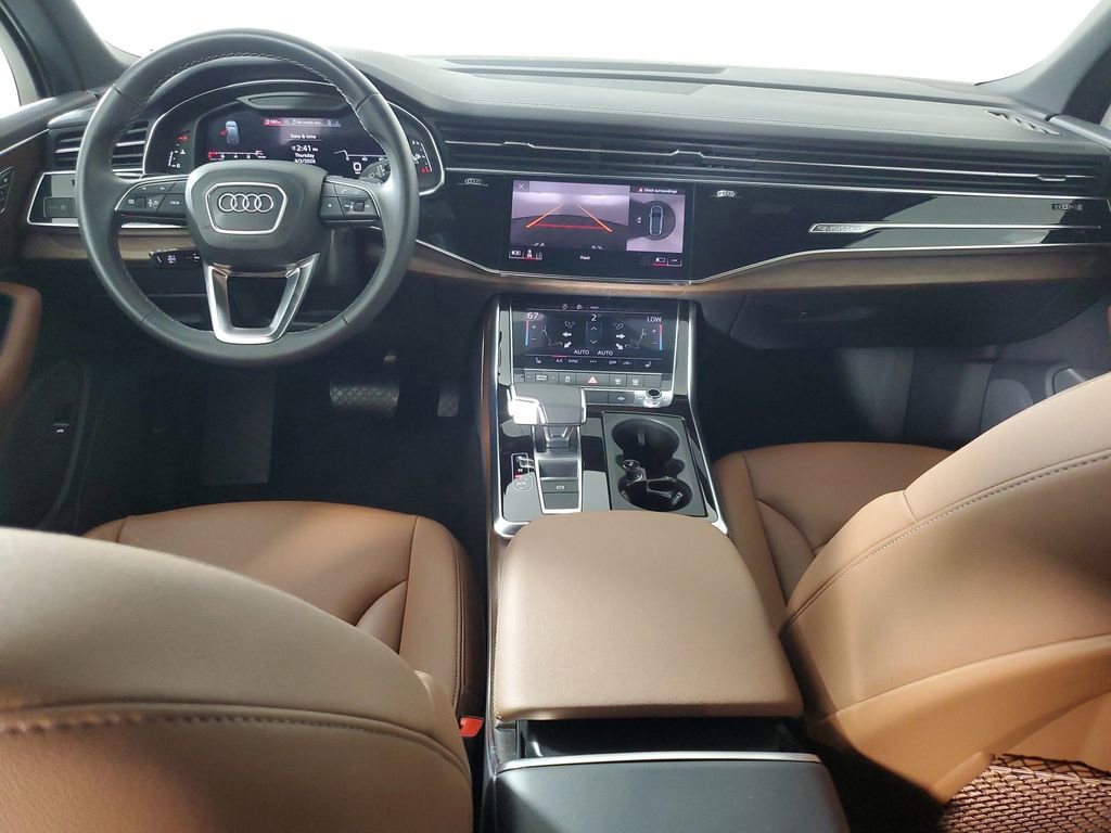 Used 2025 Audi Q7 2.0T Premium image 14