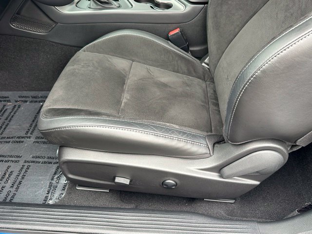 Used 2023 Dodge Challenger R/T w/ Plus Package RWD image 30