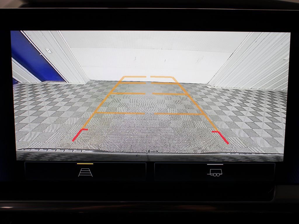 Used 2025 Chevrolet Silverado 1500 RST image 15