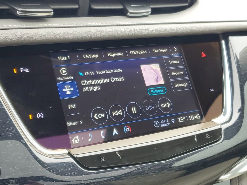 Certified 2024 Cadillac XT6 Premium Luxury w/ LPO, Floor Liner Package image 15