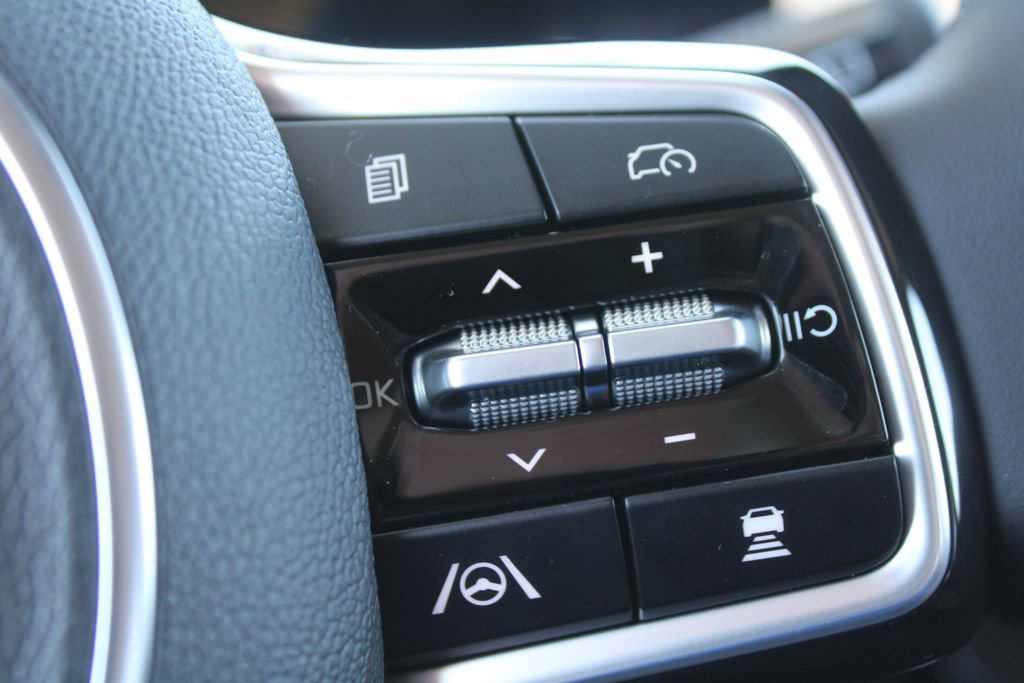 New 2026 Kia Carnival FWD image 36