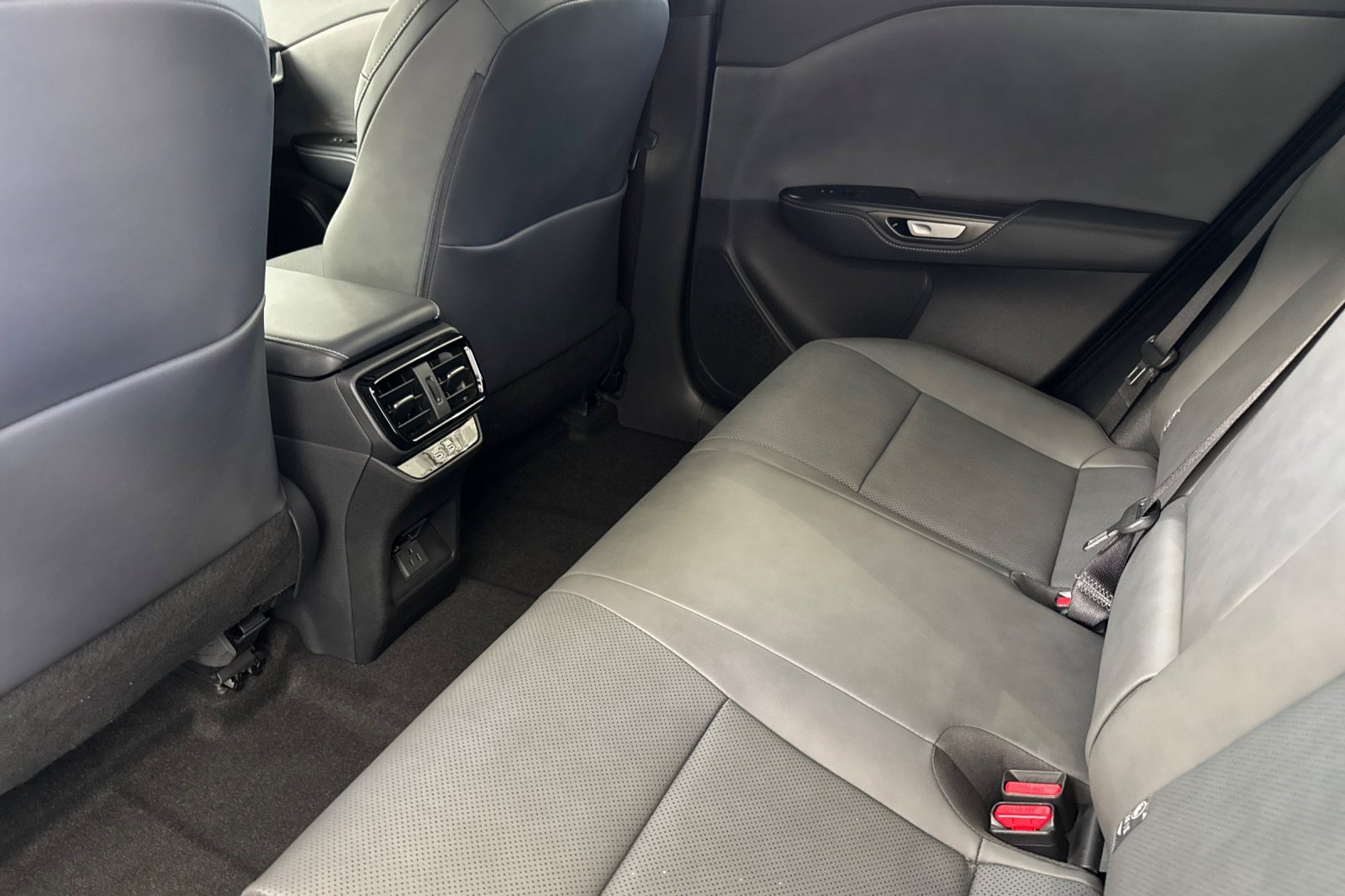 Certified 2026 Lexus RZ 450e AWD w/ Technology Package image 15