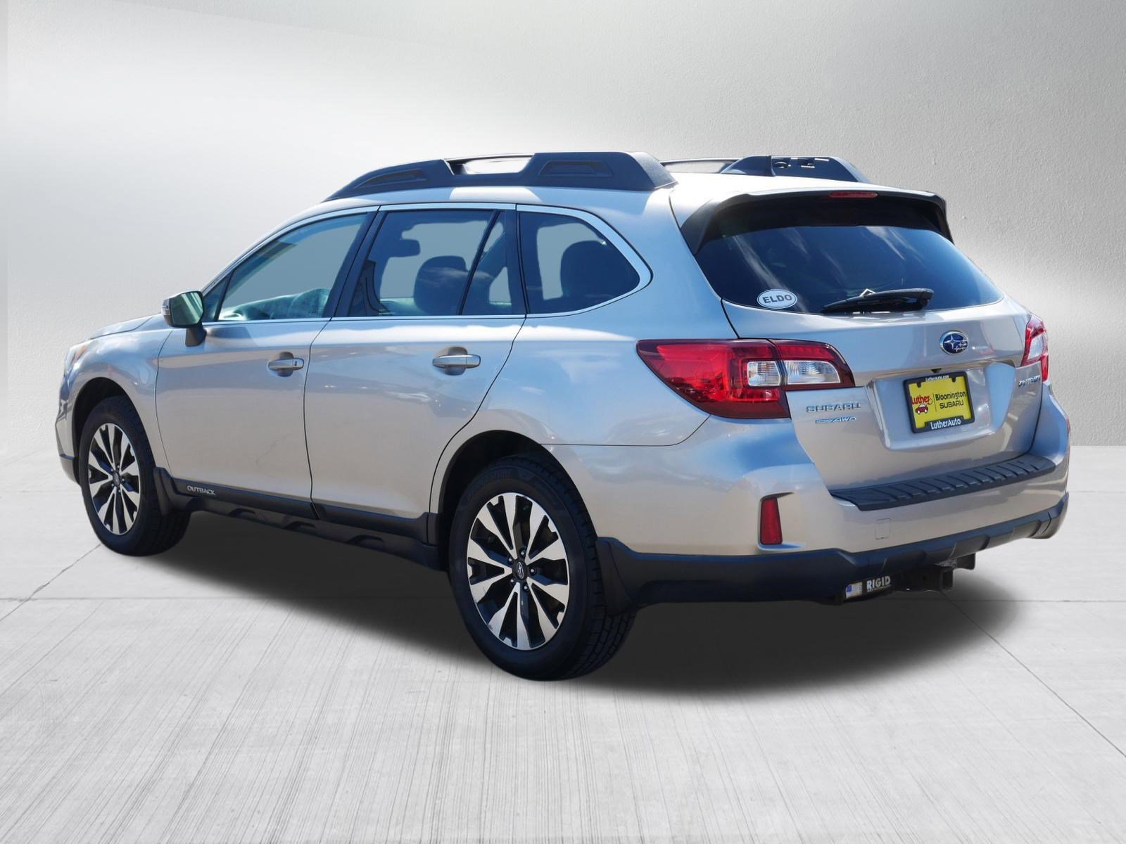 Used 2016 Subaru Outback 2.5i Limited AWD/4WD image 5