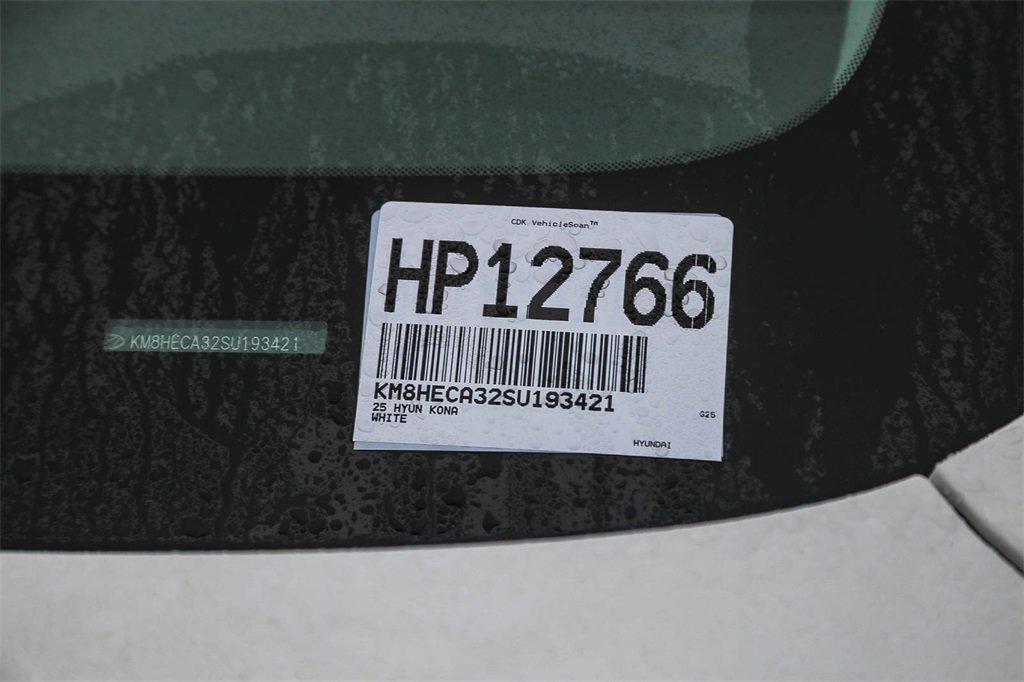 Certified 2025 Hyundai Kona Limited image 26