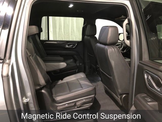 Certified 2022 Chevrolet Suburban RST w/ Sport Performance Package AWD/4WD image 16