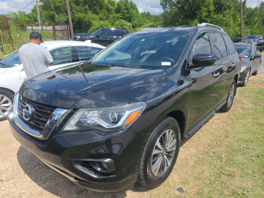 Used 2018 Nissan Pathfinder SV