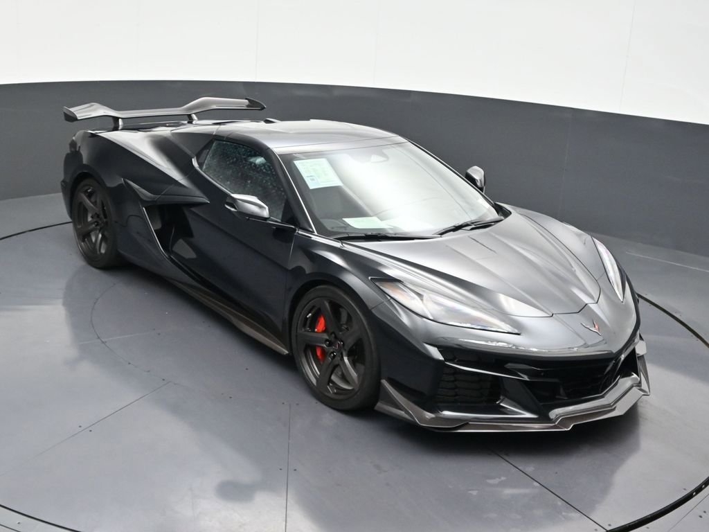 Used 2024 Chevrolet Corvette Z06 w/ Z07 Performance Package image 20