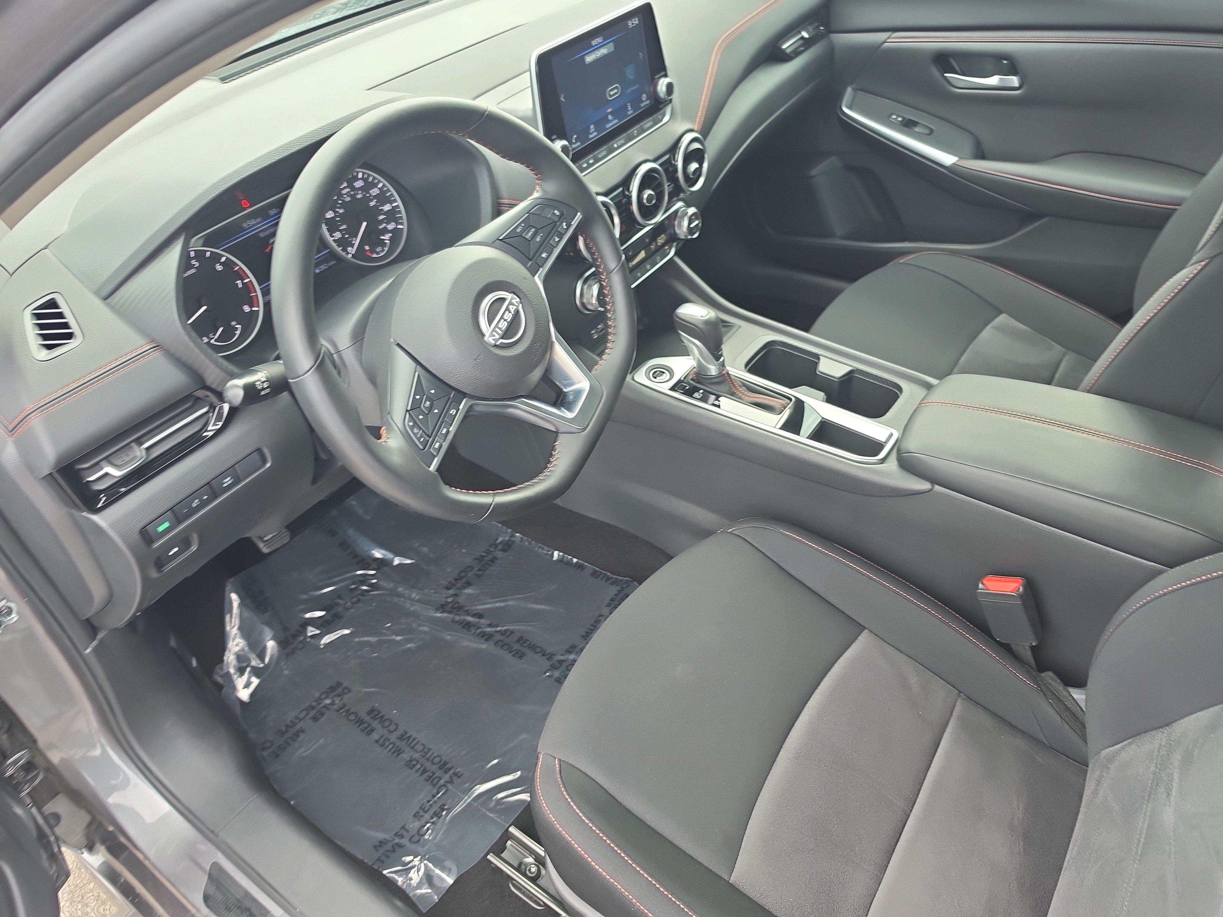 Used 2025 Nissan Sentra SR FWD image 7