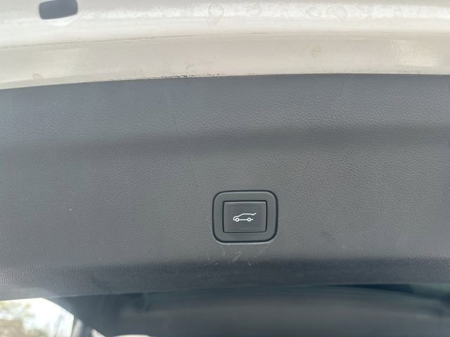 Used 2024 Chevrolet Tahoe LT image 31