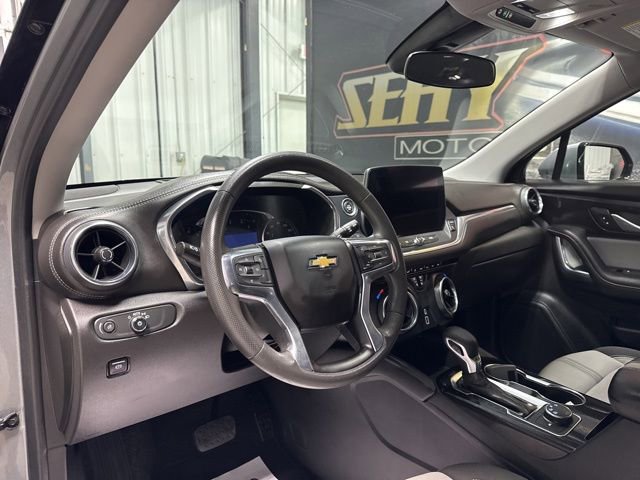 Used 2023 Chevrolet Blazer LT AWD/4WD image 6