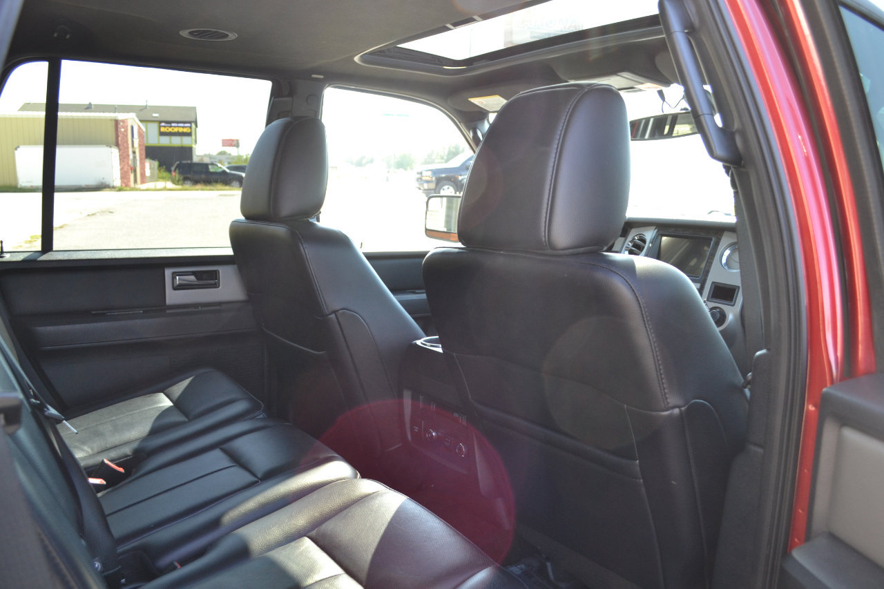 Used 2016 Ford Expedition Limited w/ Equipment Group 301A image 38