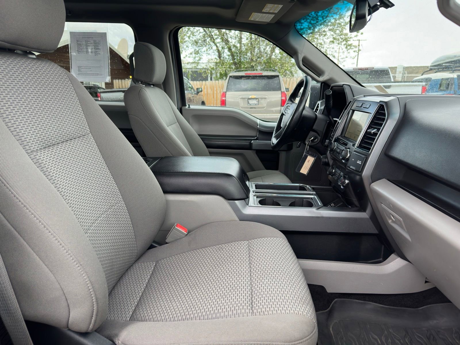 Used 2018 Ford F150 XLT w/ Equipment Group 302A Luxury AWD/4WD image 33
