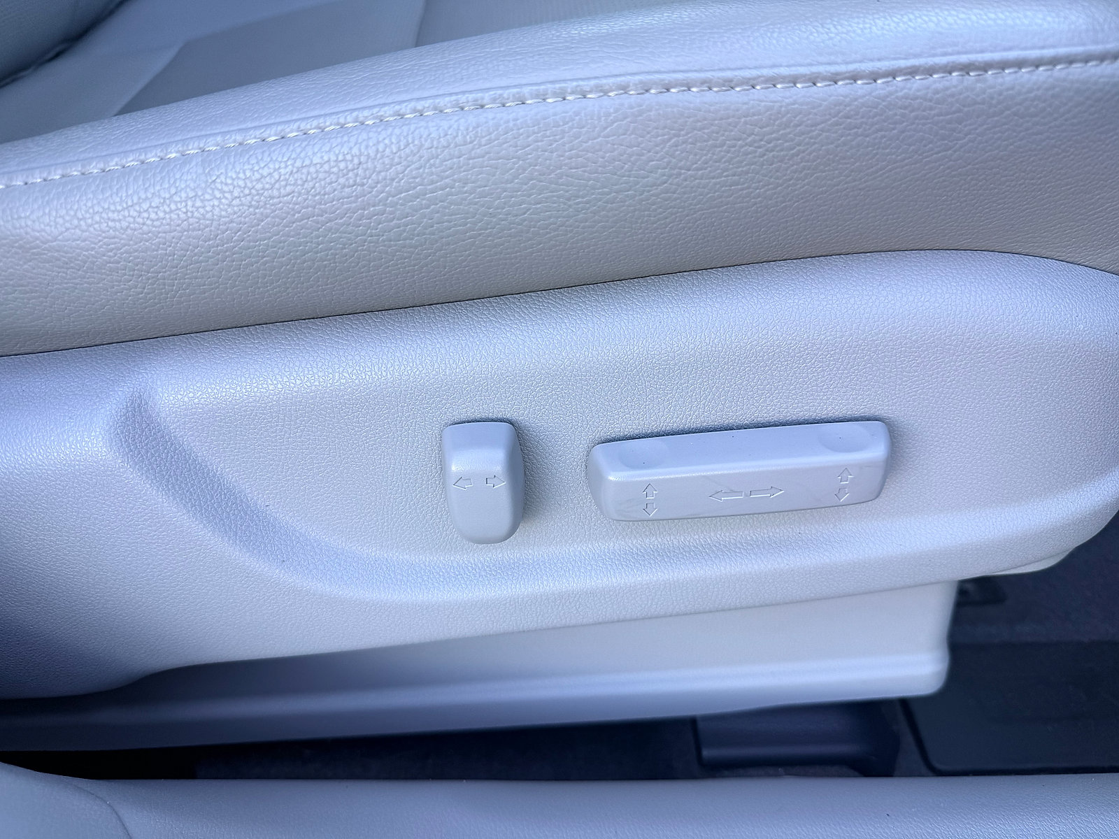 Used 2017 Acura RDX w/ Technology Package image 36