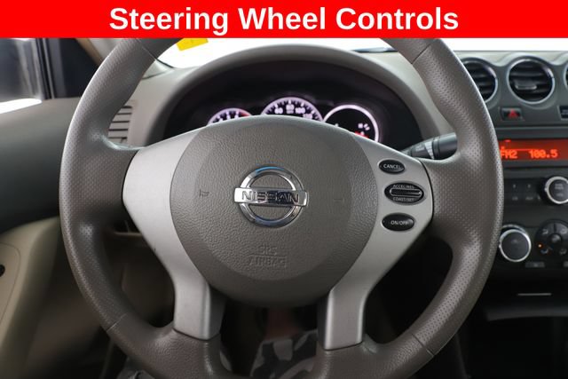 Used 2010 Nissan Altima 2.5 S FWD image 3