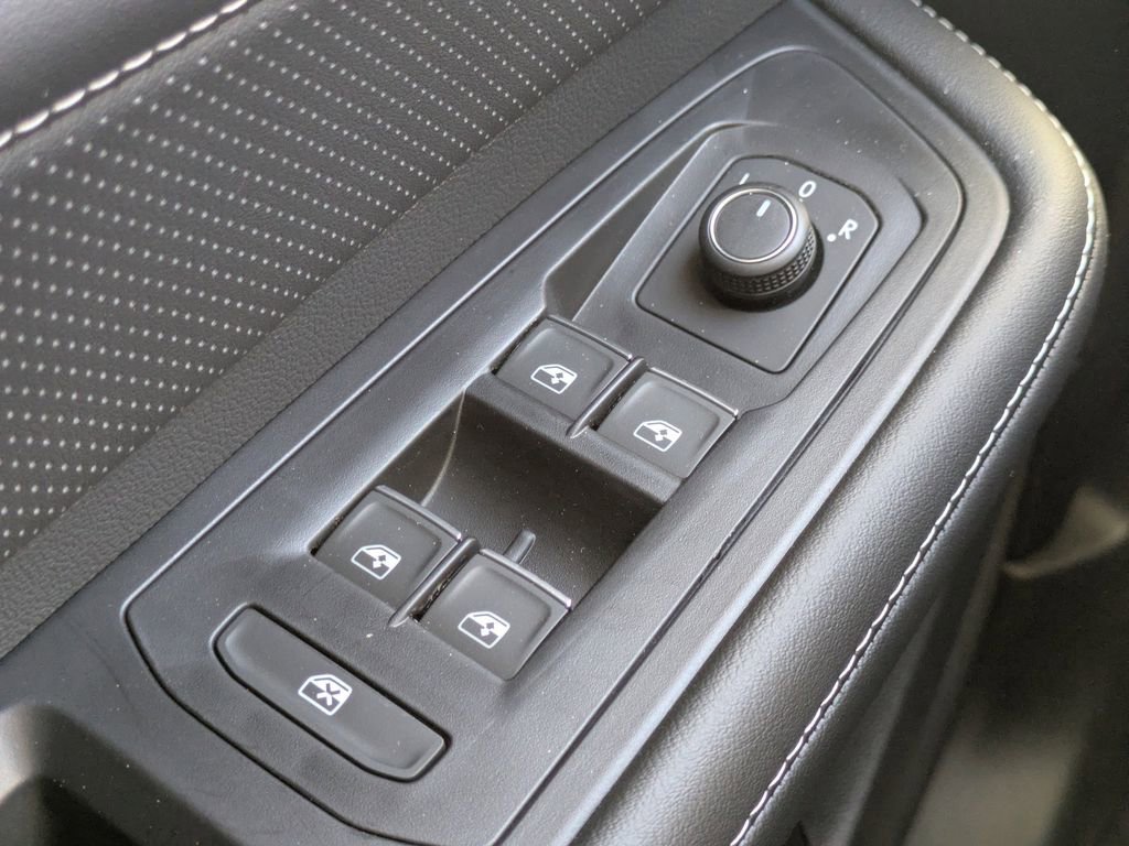 New 2026 Volkswagen Atlas SE image 23