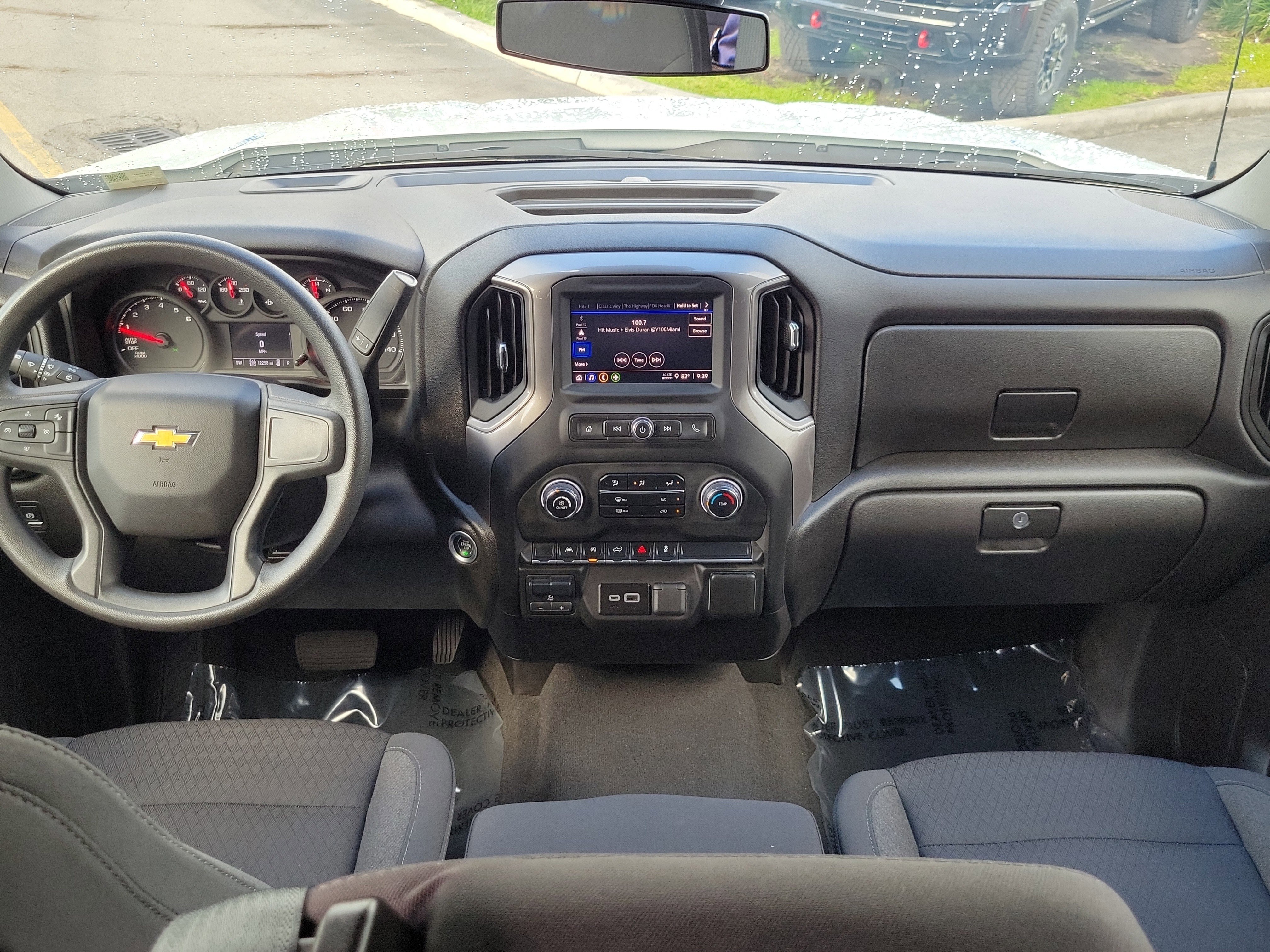 Used 2025 Chevrolet Silverado 1500 Custom w/ Turbomax Blackout Package image 16