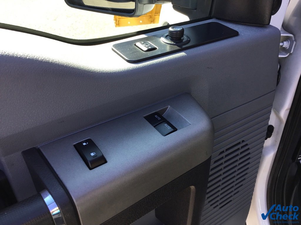 Used 2016 Ford F350 XLT w/ XLT Value Package image 26