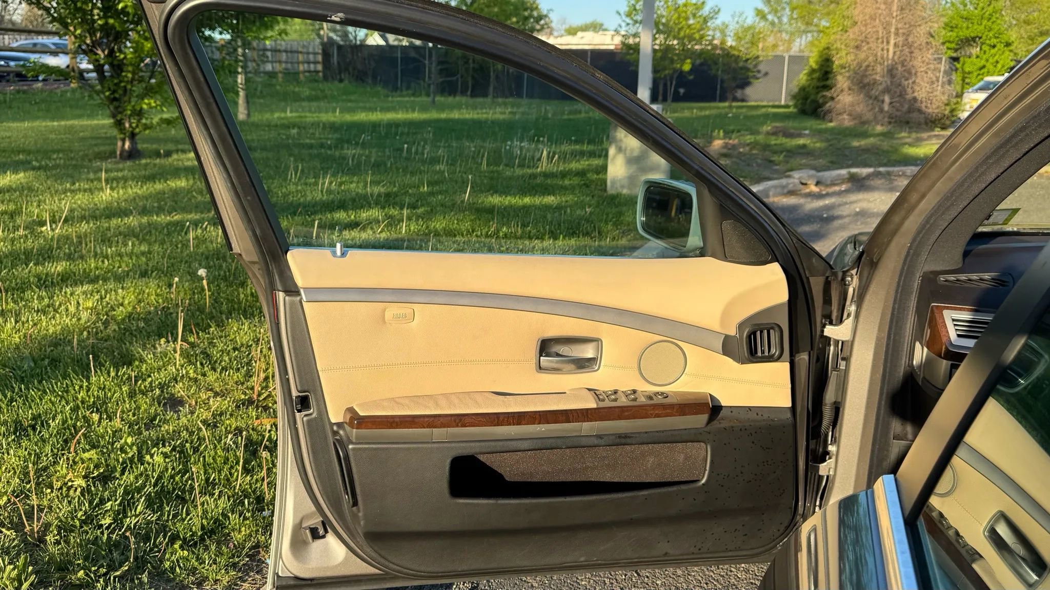 Used 2006 BMW 750Li image 9