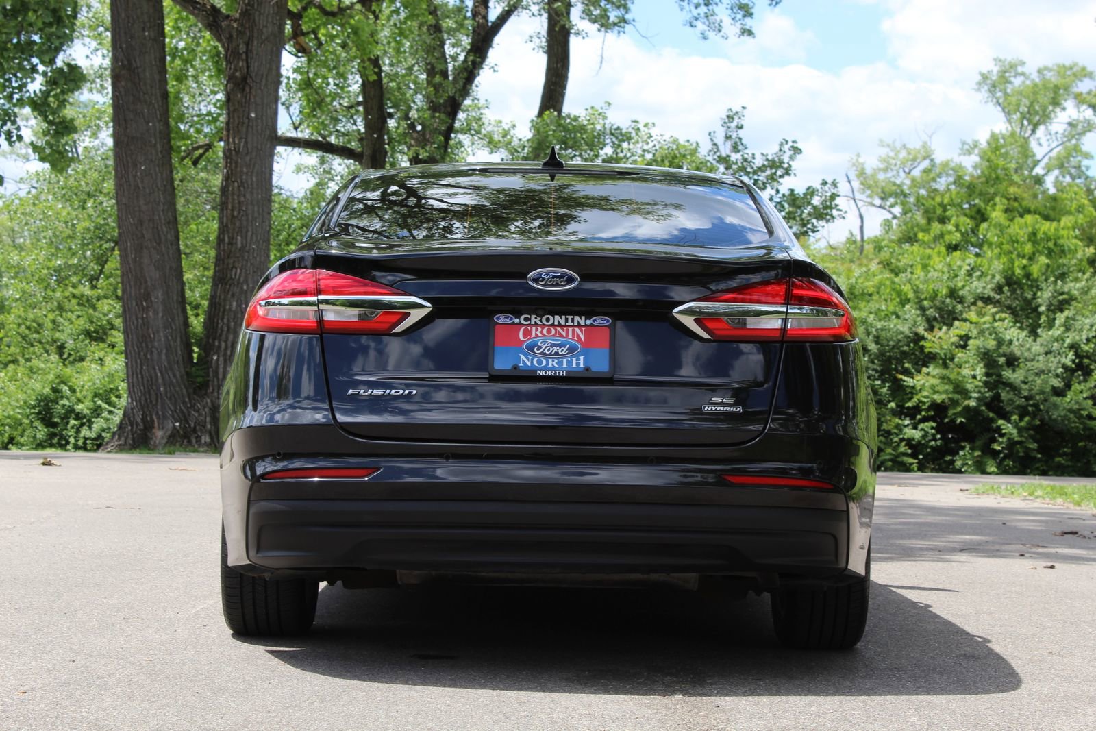Used 2020 Ford Fusion SE FWD image 6