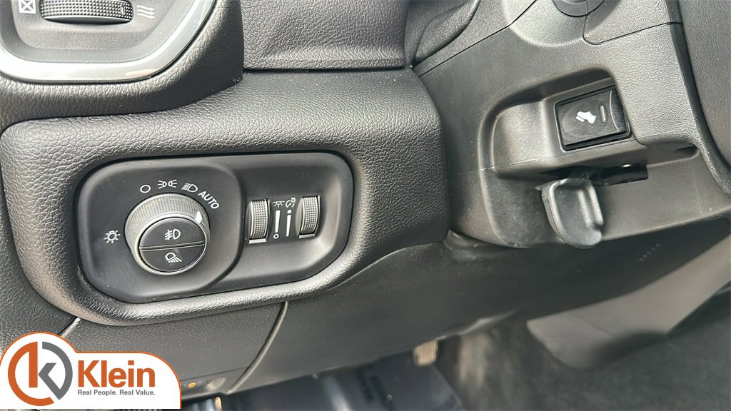 Used 2024 RAM 2500 Laramie image 16