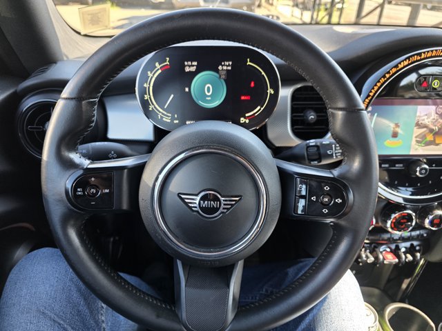 Used 2022 MINI Cooper Convertible FWD image 5