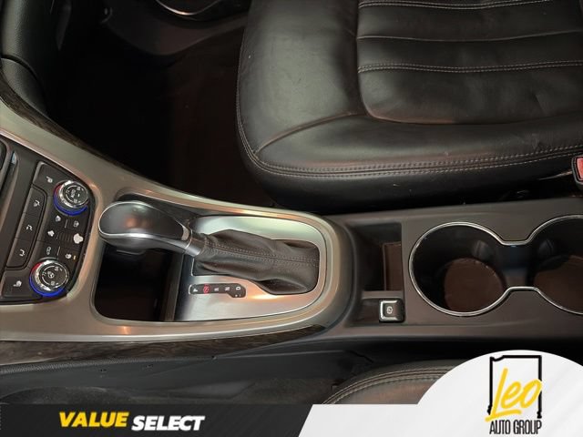 Used 2013 Buick Verano Leather FWD image 19