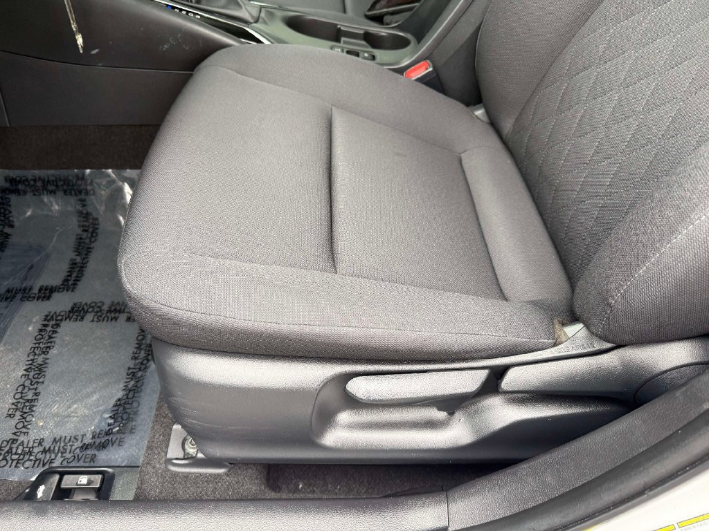 Used 2024 Toyota Corolla LE FWD image 3