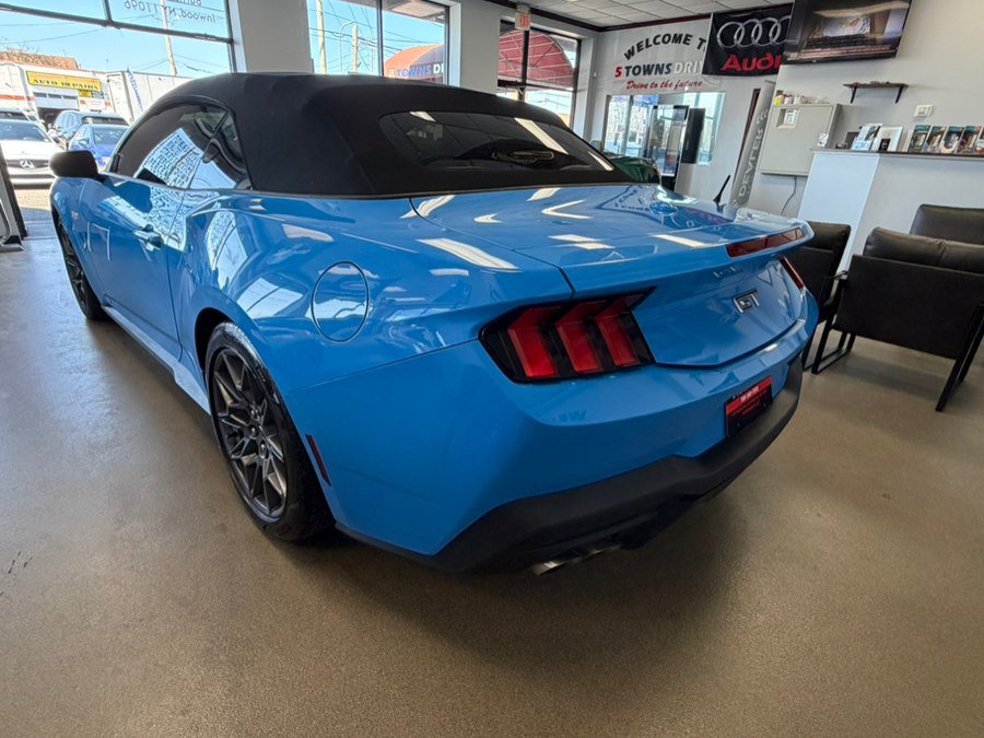 Used 2024 Ford Mustang GT Premium w/ GT Performance Package RWD image 31