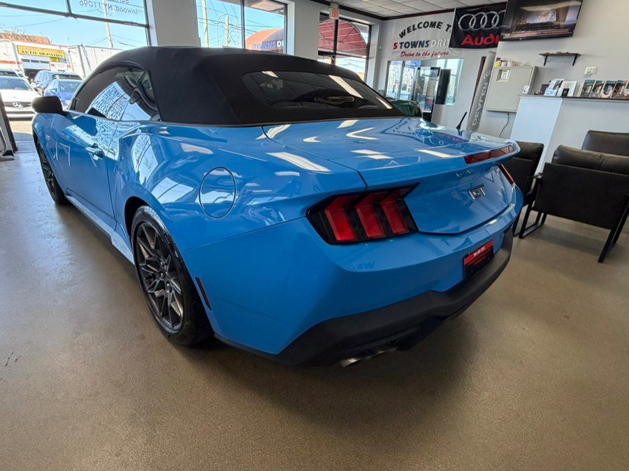 Used 2024 Ford Mustang GT Premium w/ GT Performance Package RWD image 31
