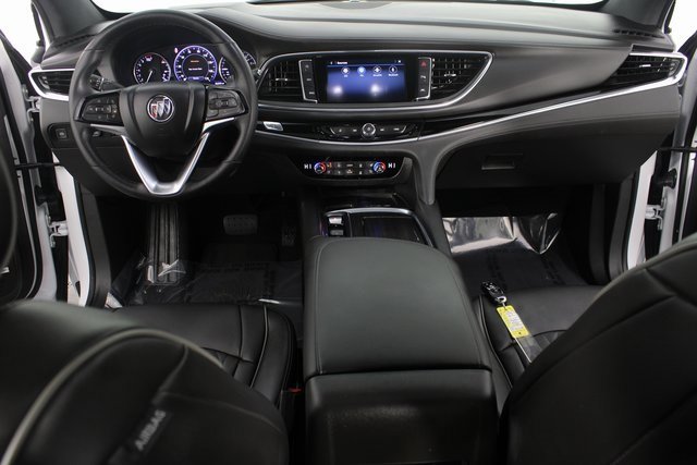 Used 2022 Buick Enclave Avenir w/ Avenir Technology Package image 12