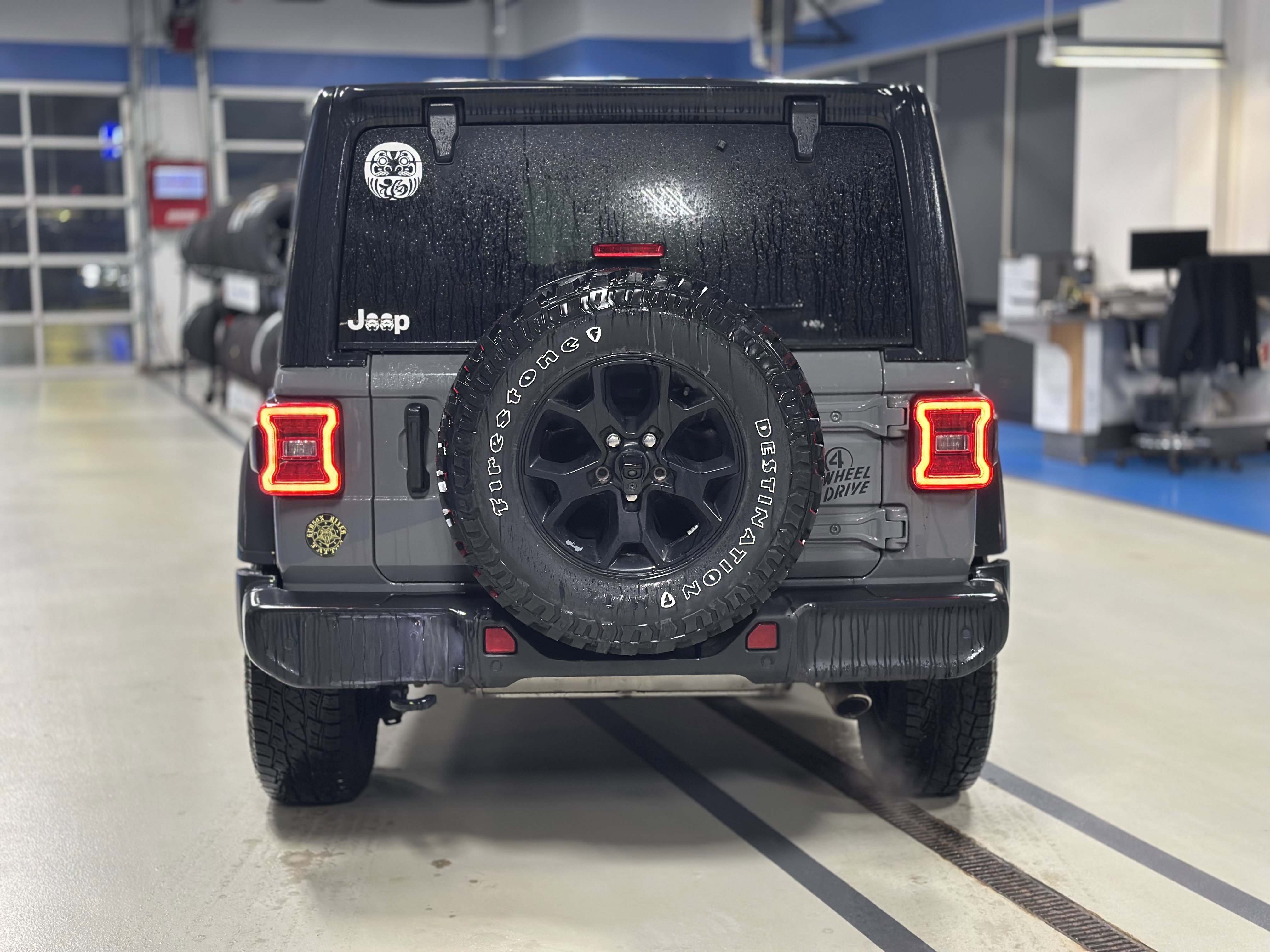 Used 2021 Jeep Wrangler Unlimited Willys image 7