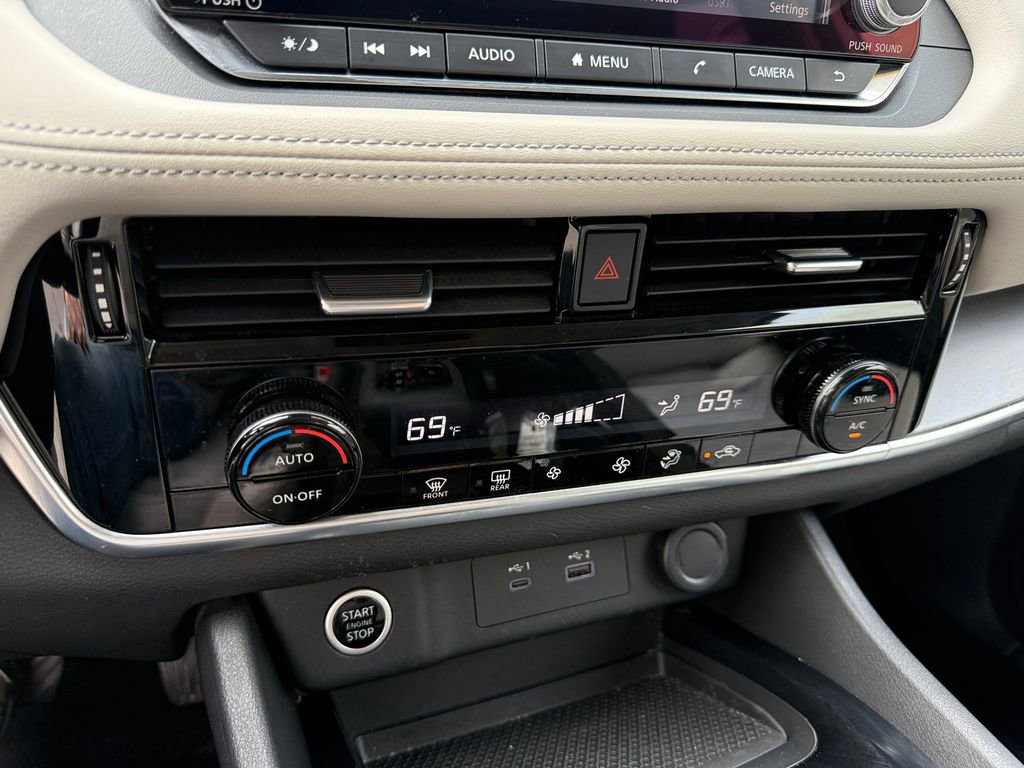 Used 2021 Nissan Rogue SV AWD/4WD image 21