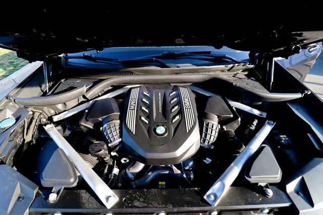 Used 2020 BMW X5 M50i w/ Dynamic Handling Package image 31