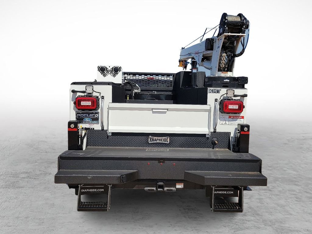 New 2025 Ford F550 4x4 SuperCab Super Duty image 9