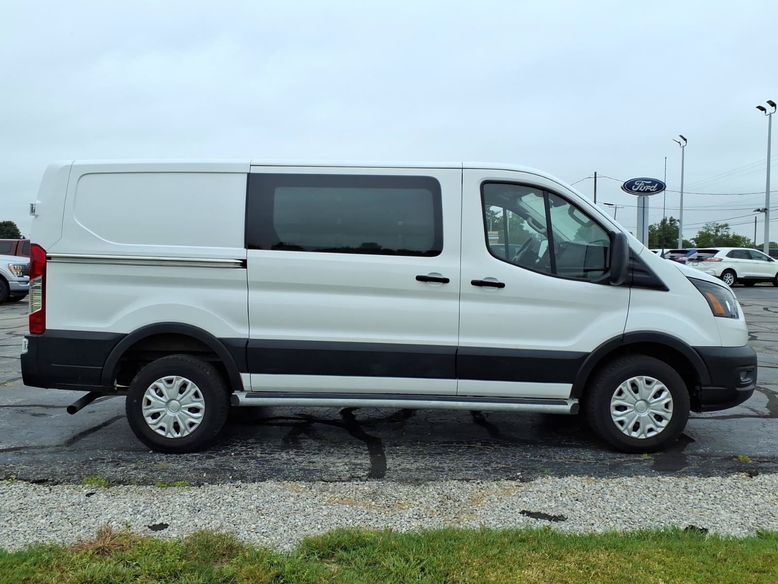 Used 2025 Ford Transit 250 Low Roof w/ Exterior Upgrade Package RWD image 2