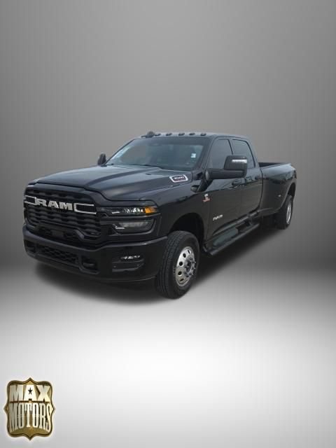 Used 2026 RAM 3500 Big Horn AWD/4WD image 10