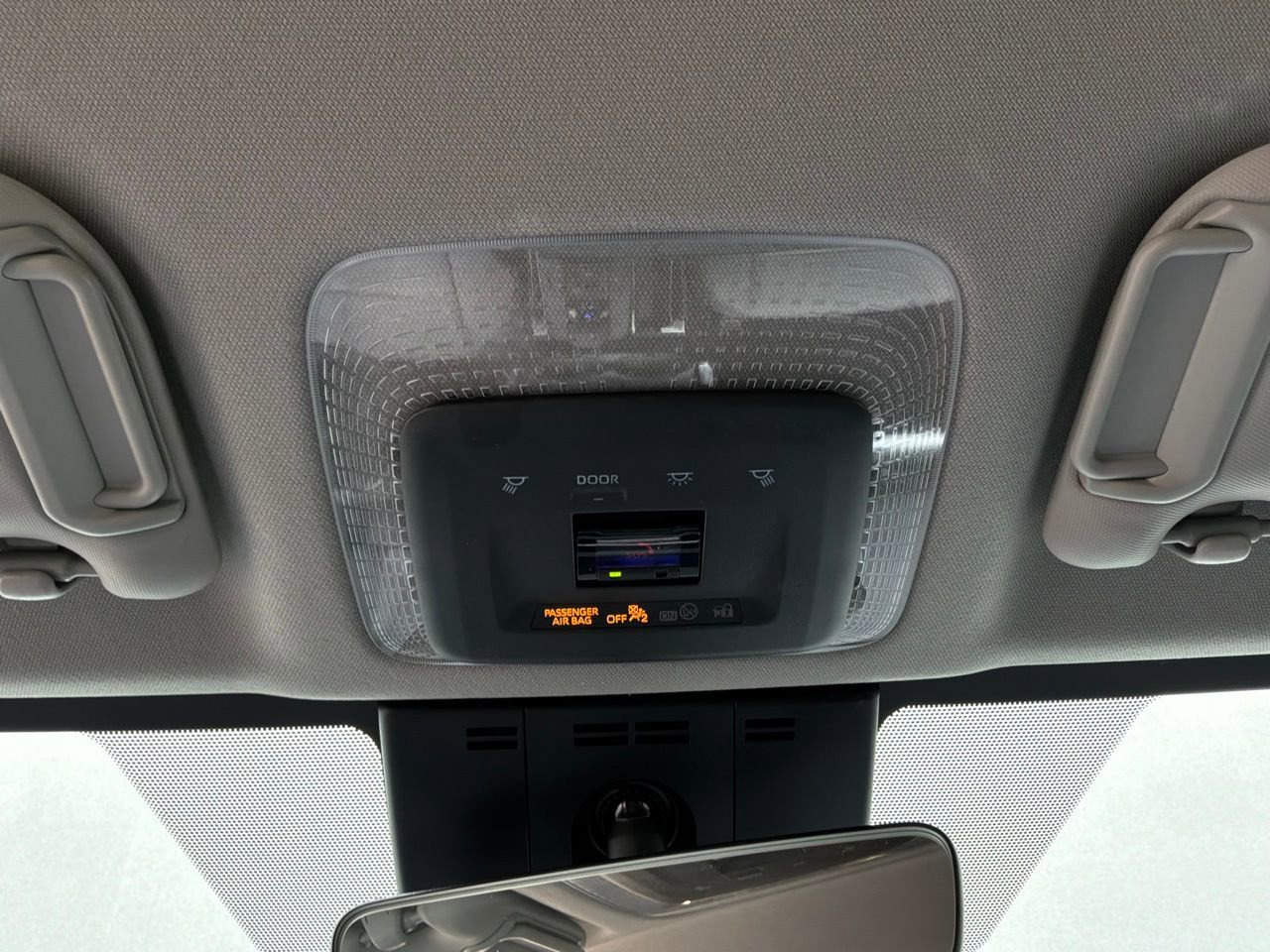 Used 2025 Toyota Prius LE image 16