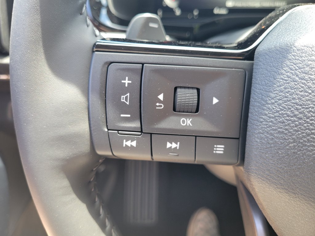 New 2026 Nissan Pathfinder Platinum AWD/4WD image 18