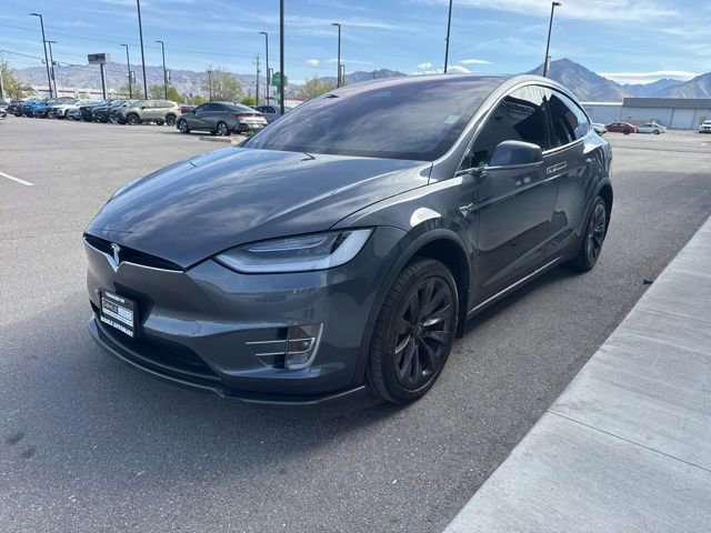 Used 2018 Tesla Model X 75D AWD/4WD image 3