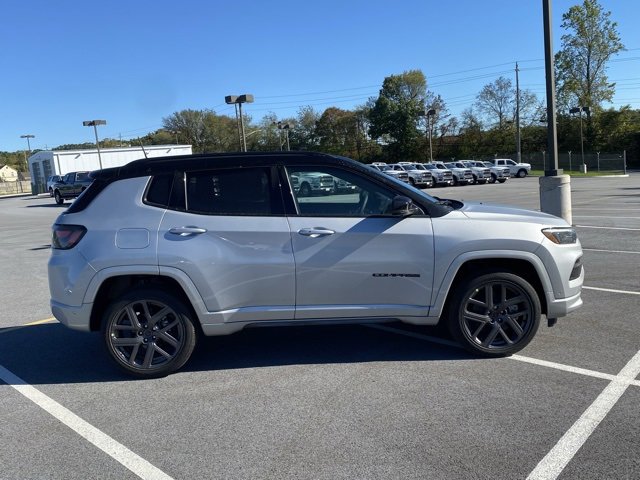 New 2025 Jeep Compass Limited w/ Driver Assist Group I image 9