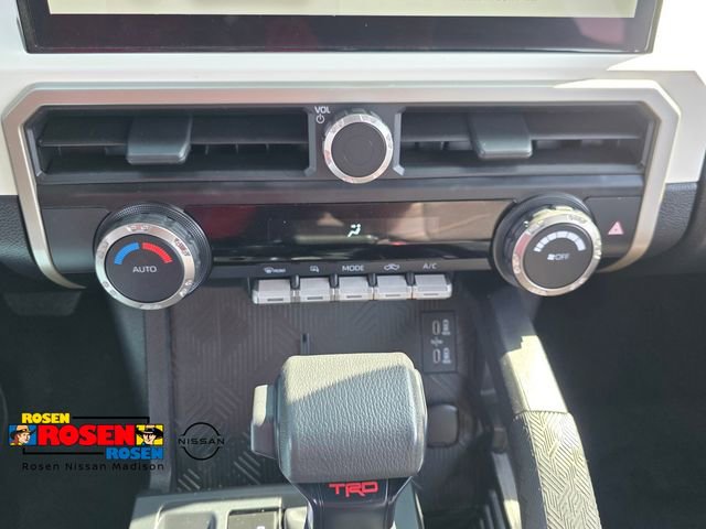 Used 2024 Toyota Tacoma TRD Off-Road AWD/4WD image 19