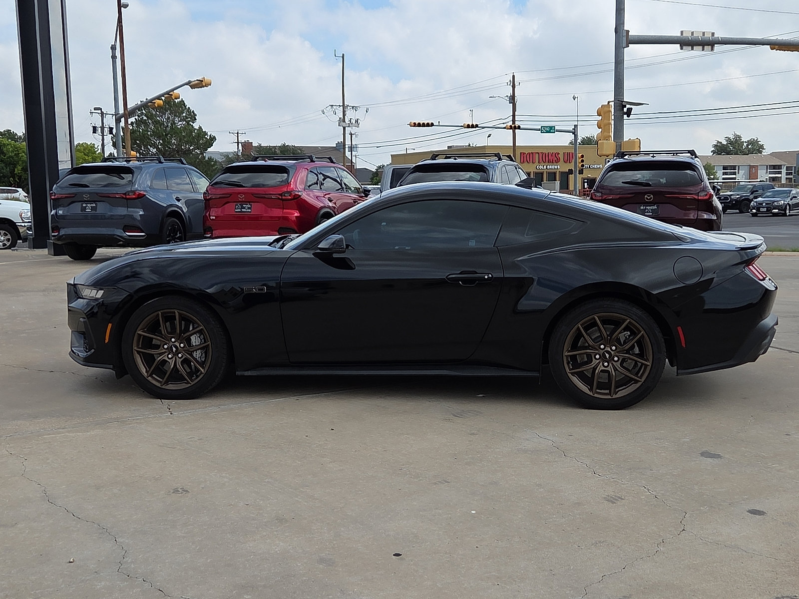 Used 2025 Ford Mustang GT Premium RWD image 4
