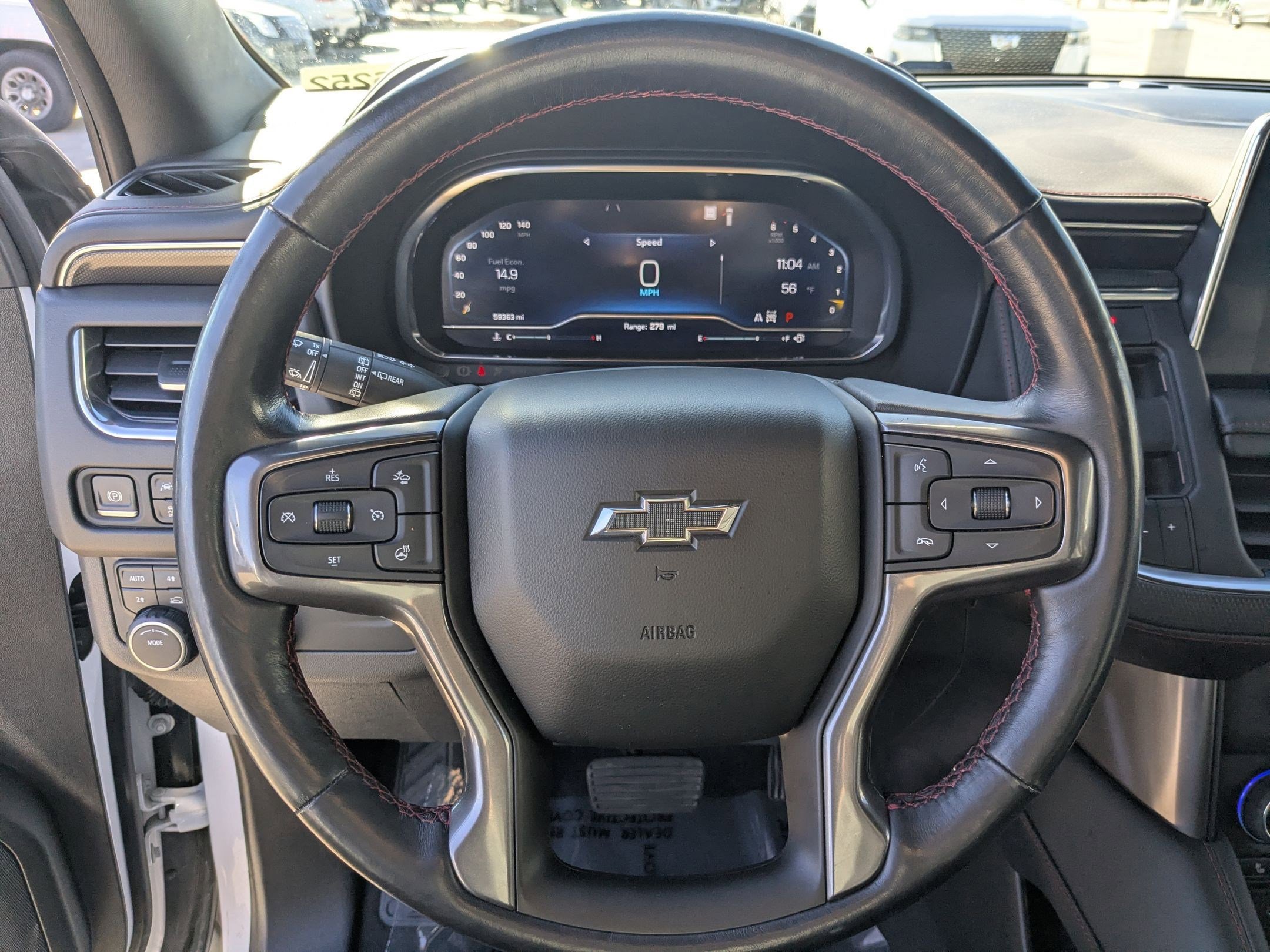 Used 2022 Chevrolet Suburban RST w/ Luxury Package image 15