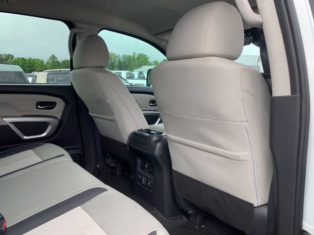 Used 2024 Nissan Titan SV w/ SV Convenience Package AWD/4WD image 13