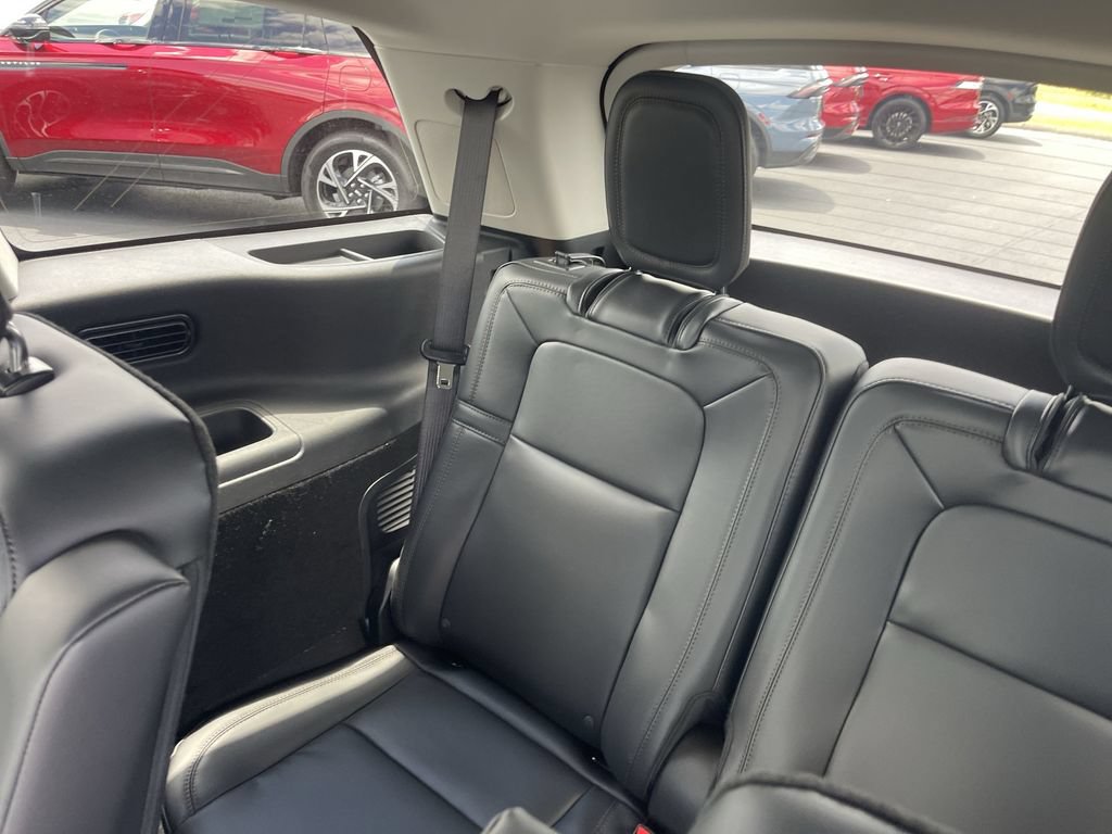 New 2026 Lincoln Aviator Reserve AWD/4WD image 30
