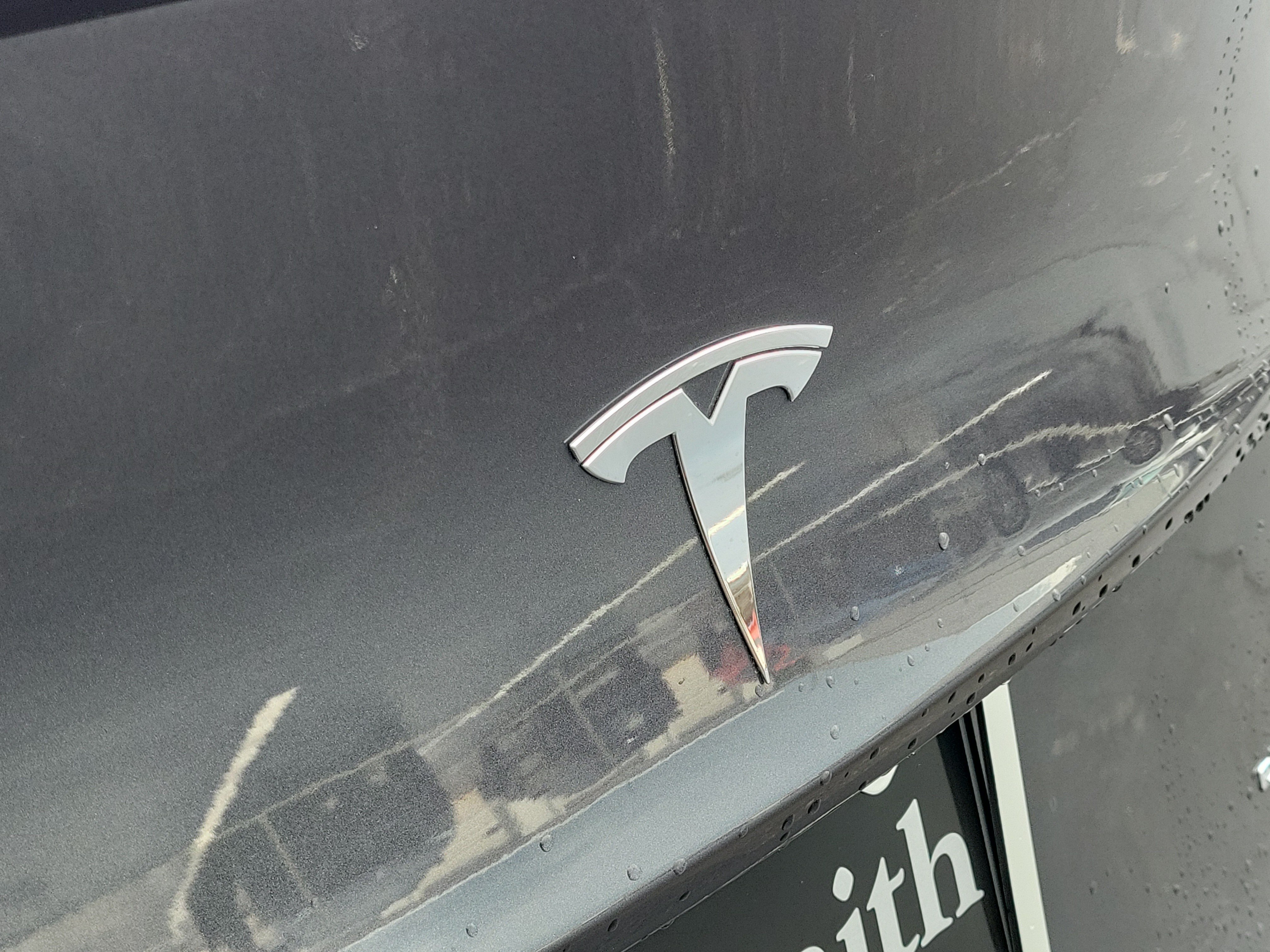 Used 2023 Tesla Model Y Long Range AWD/4WD image 5